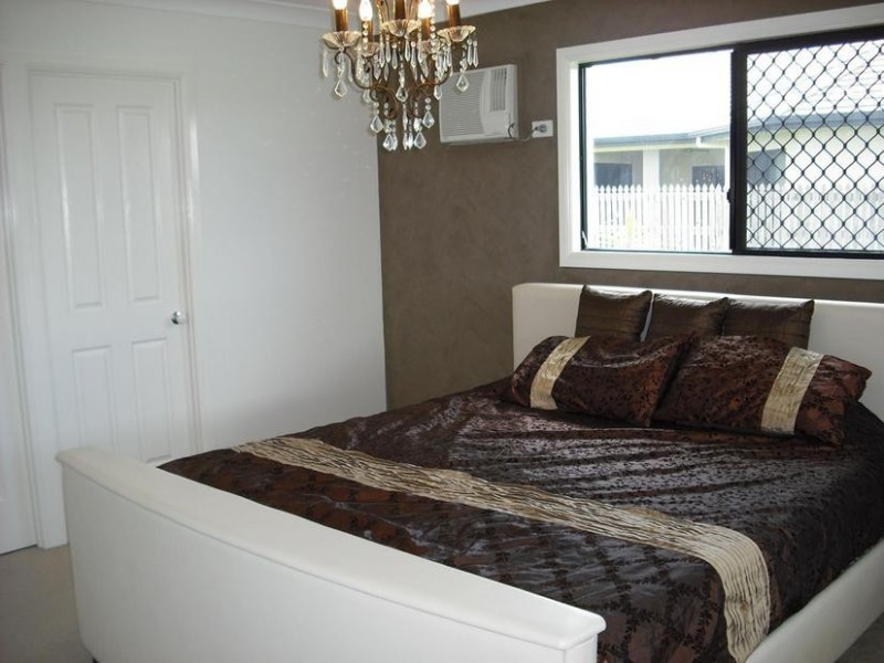 Bohle Plains QLD 4817