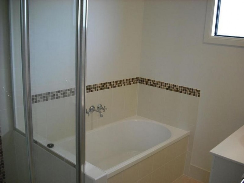 Bohle Plains QLD 4817