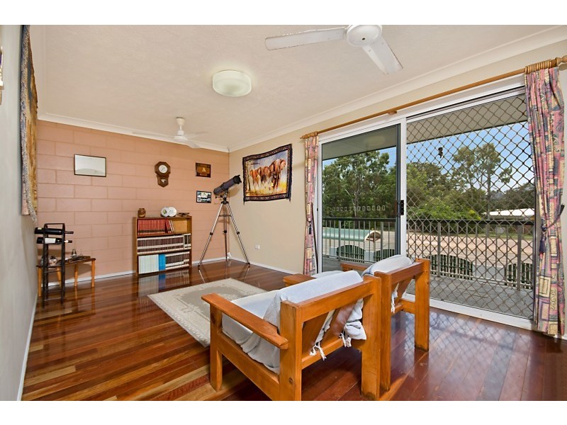 399 Ross River Road, Cranbrook QLD 4814