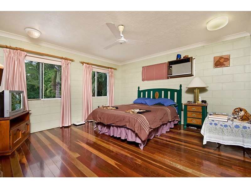 399 Ross River Road, Cranbrook QLD 4814