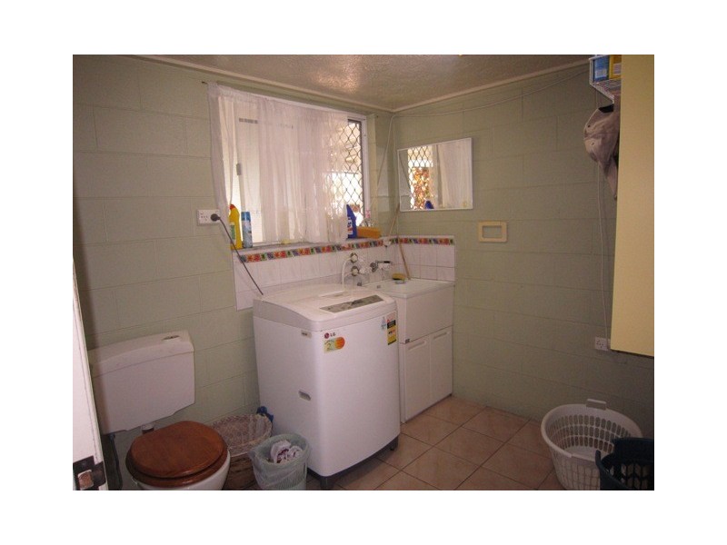 399 Ross River Road, Cranbrook QLD 4814