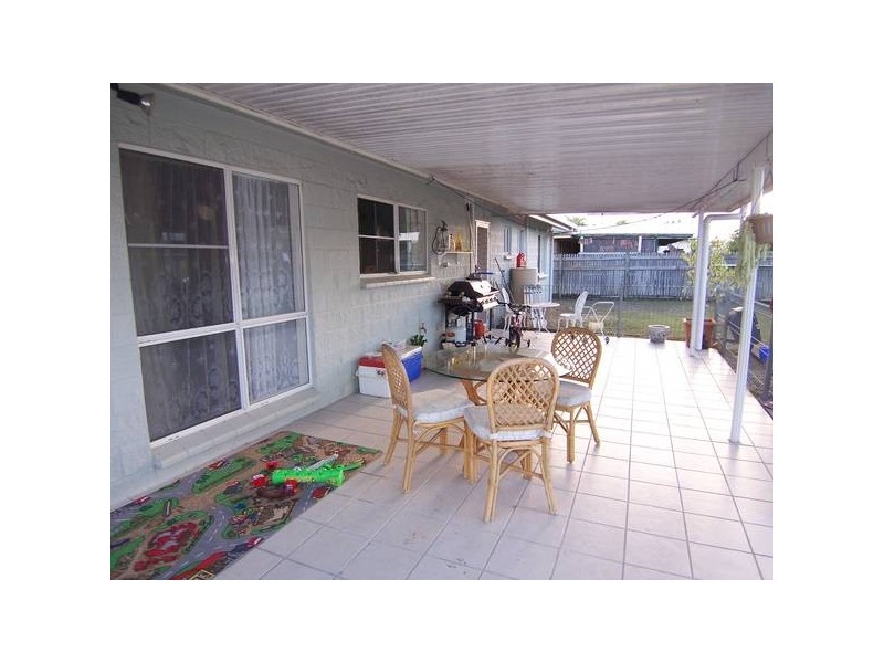 8 Newsholme Avenue, Deeragun QLD 4818