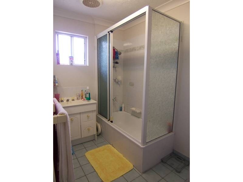 8 Newsholme Avenue, Deeragun QLD 4818