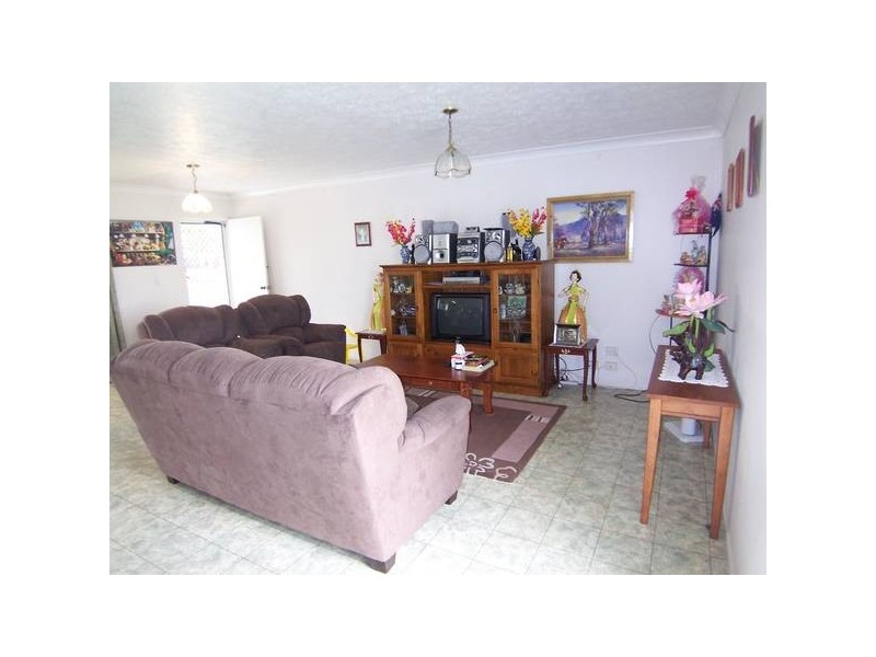 8 Newsholme Avenue, Deeragun QLD 4818