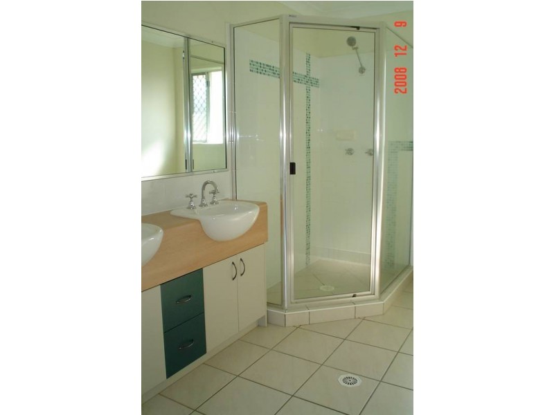 7 Gilby Ct. THE AVENUES, Kirwan QLD 4817