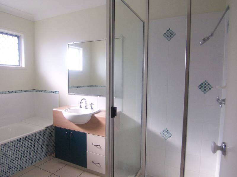 7 Gilby Ct. THE AVENUES, Kirwan QLD 4817