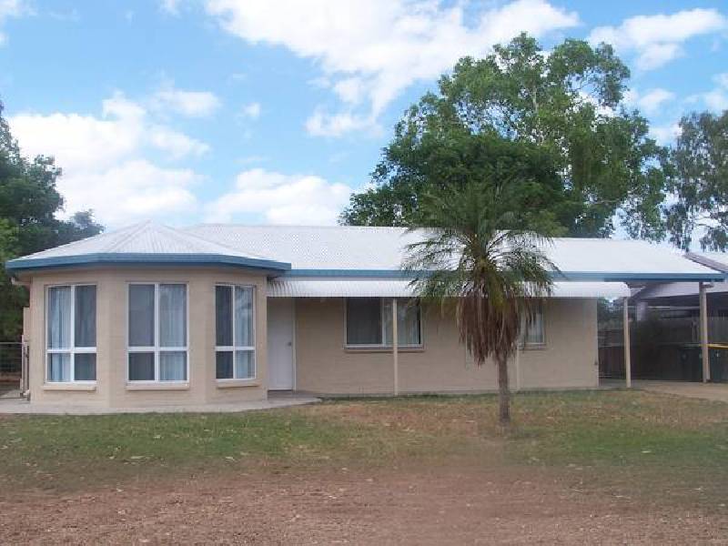 31 Wayne Street, Kelso QLD 4815