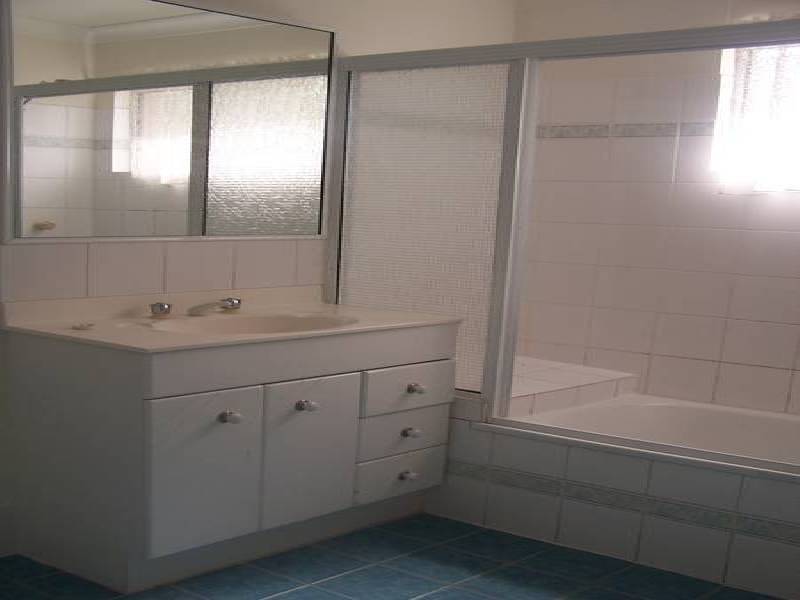 31 Wayne Street, Kelso QLD 4815