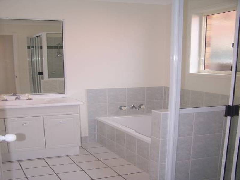 6 Torenia Close, Kirwan QLD 4817