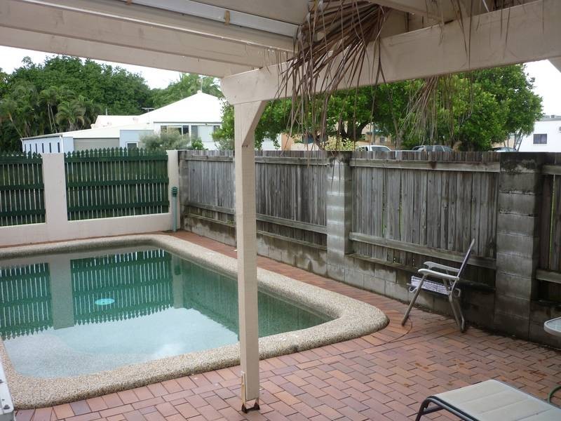 Hermit Park QLD 4812