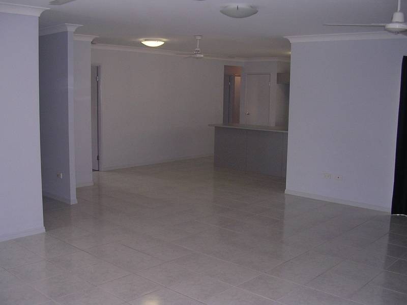 Mount Louisa QLD 4814