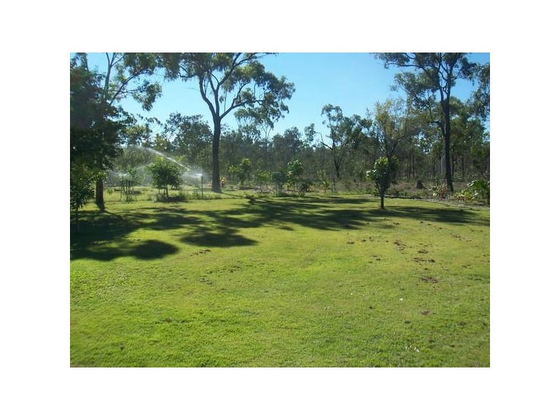 9 Holstein St., Black River QLD 4818