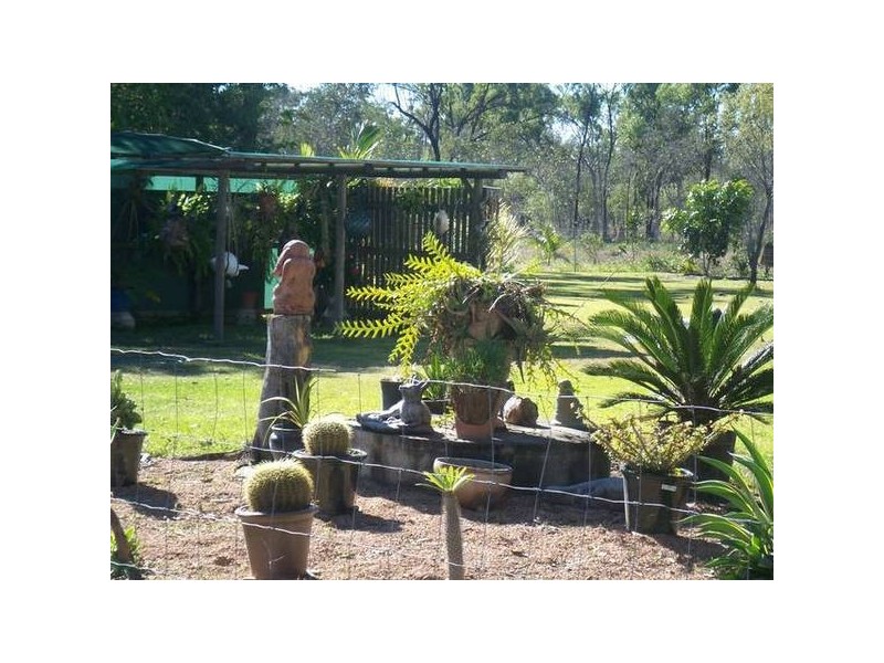 9 Holstein St., Black River QLD 4818