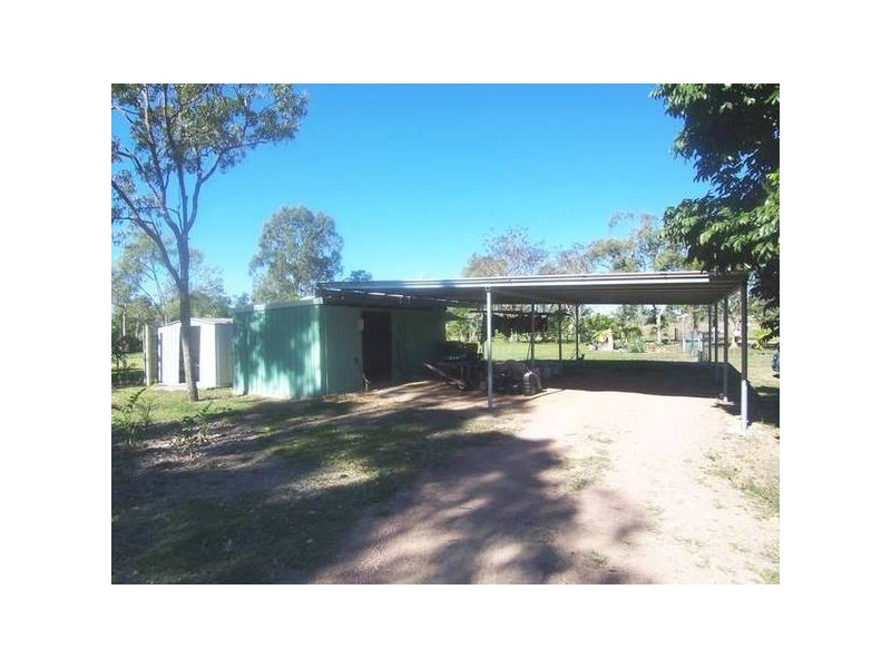 9 Holstein St., Black River QLD 4818