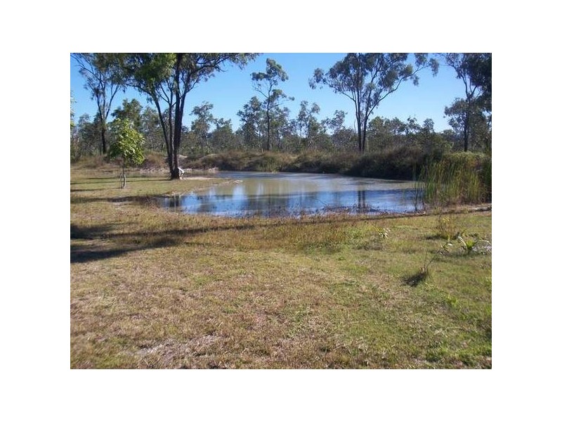 9 Holstein St., Black River QLD 4818