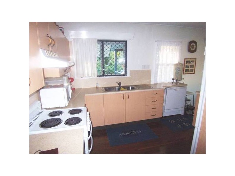 Carlisle St., Cranbrook QLD 4814