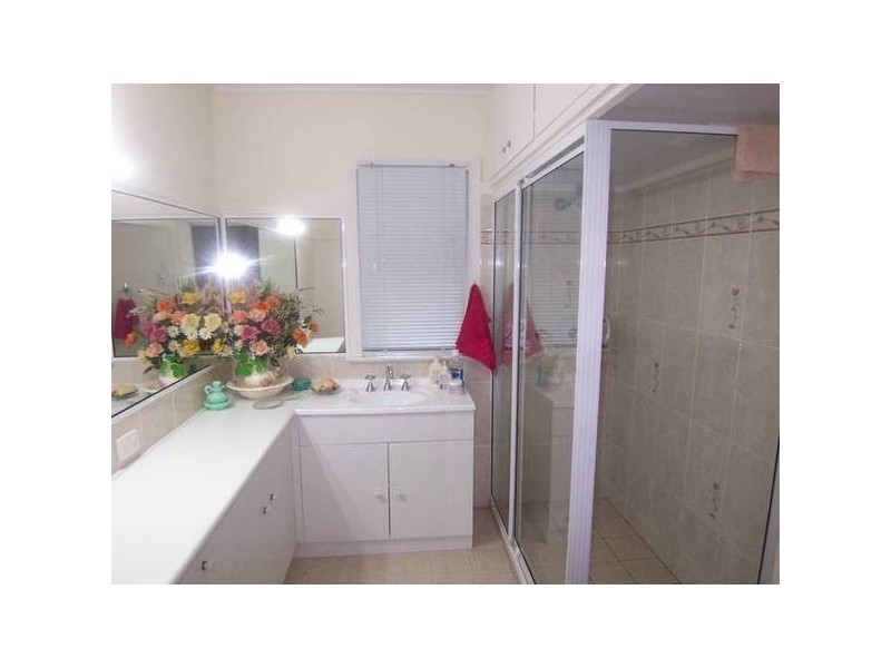 Carlisle St., Cranbrook QLD 4814