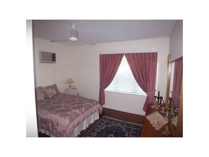 Carlisle St., Cranbrook QLD 4814