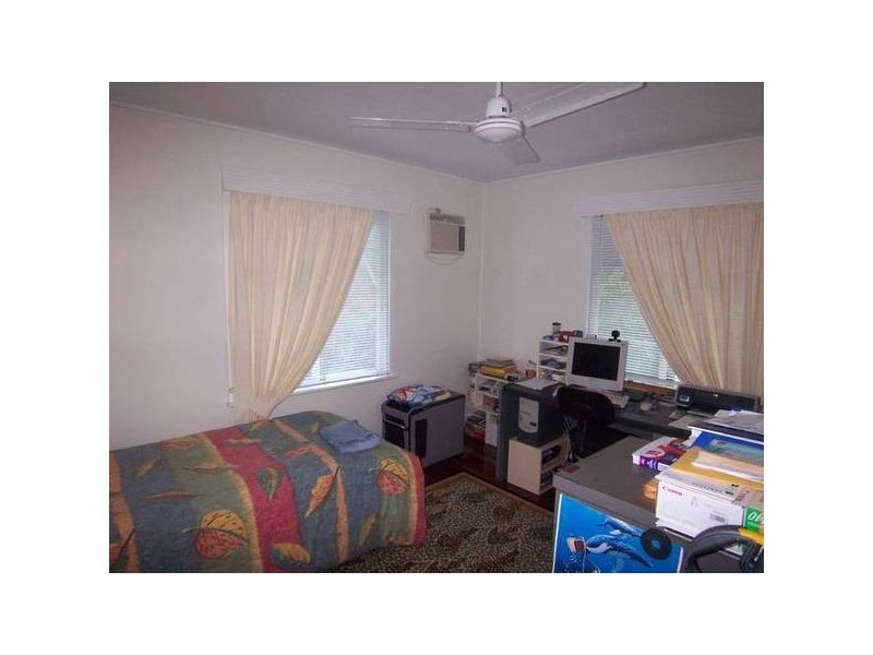 Carlisle St., Cranbrook QLD 4814