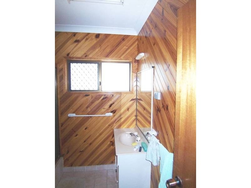 Frank Randall Dve., Cungulla QLD 4816