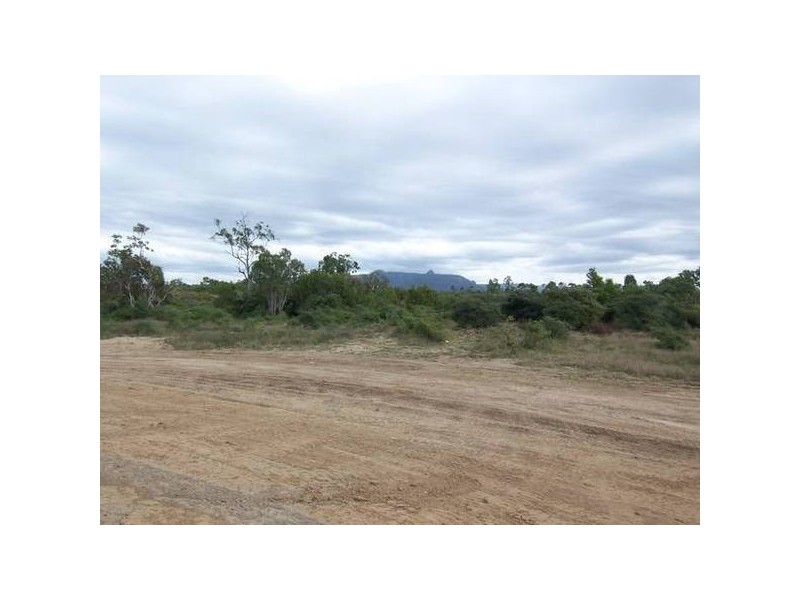 25 – 43 South Beck Rd., Rasmussen QLD 4815