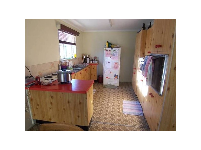 52 Lanark St., Kirwan QLD 4817