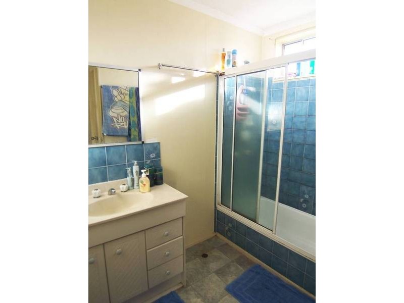 52 Lanark St., Kirwan QLD 4817