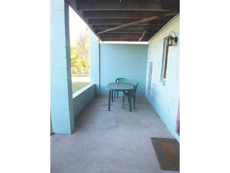 52 Lanark St., Kirwan QLD 4817