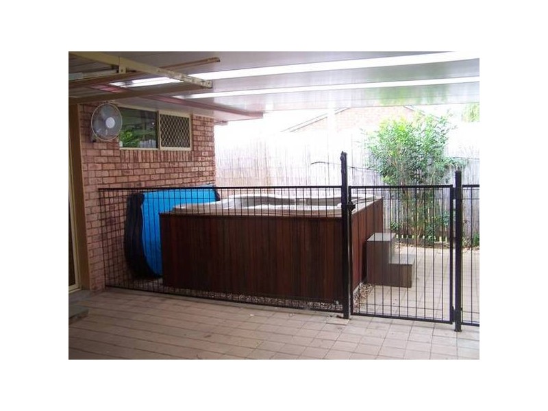 8 Oriale, Thuringowa Central QLD 4817