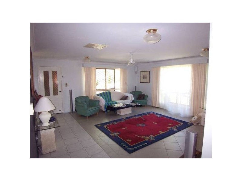 11 Oriole Ct., Kirwan QLD 4817