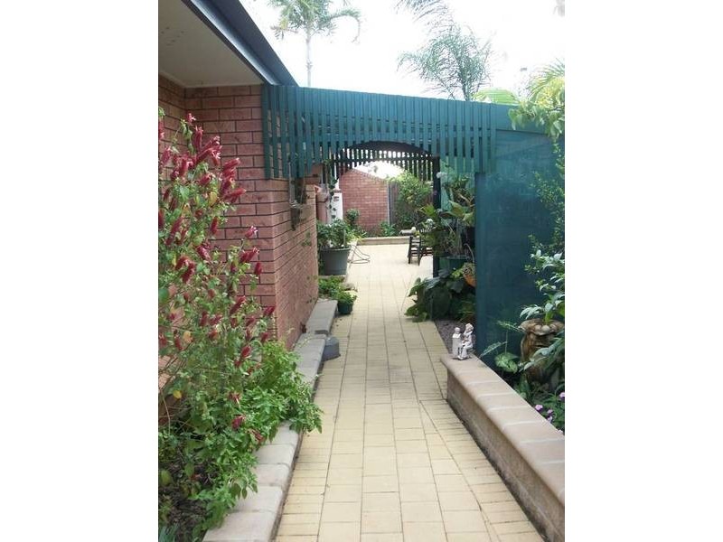 11 Oriole Ct., Kirwan QLD 4817