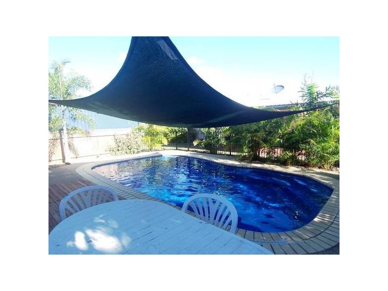 8 Courtney Street, Cranbrook QLD 4814