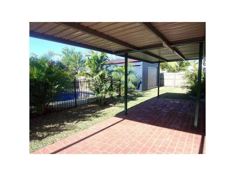 8 Courtney Street, Cranbrook QLD 4814