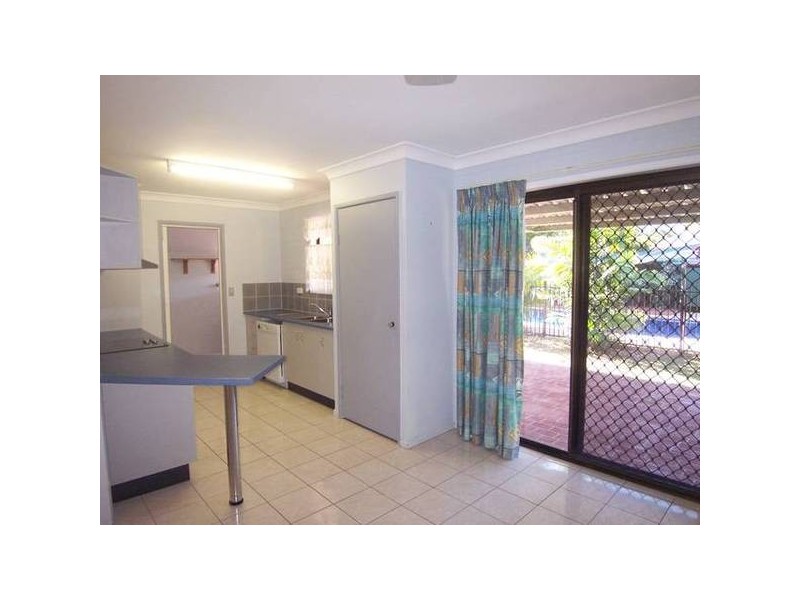 8 Courtney Street, Cranbrook QLD 4814