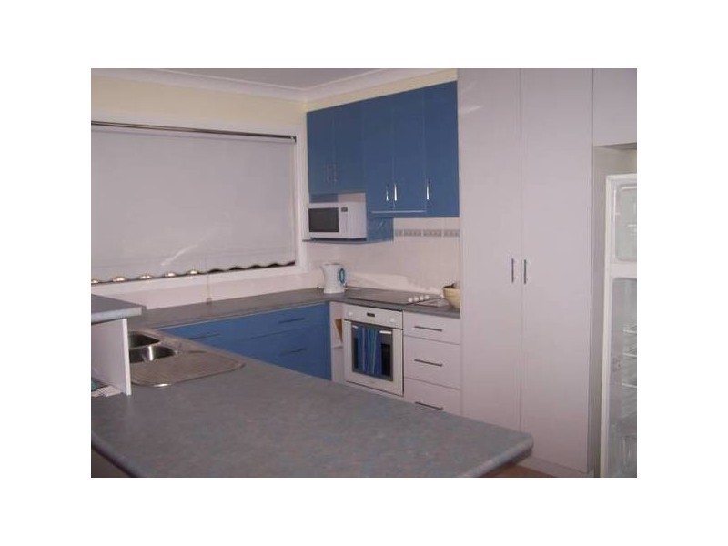 Bluelake Circuit, Kirwan QLD 4817