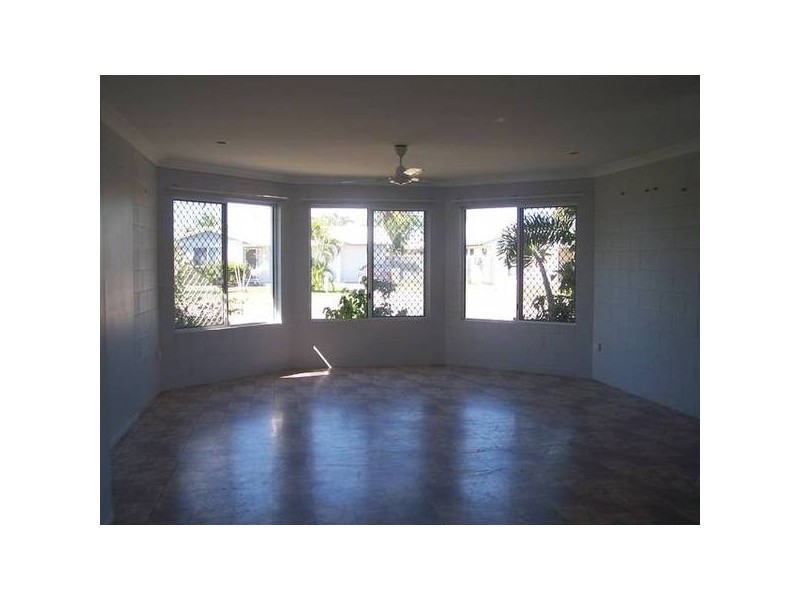 Constance Drive, Kelso QLD 4815