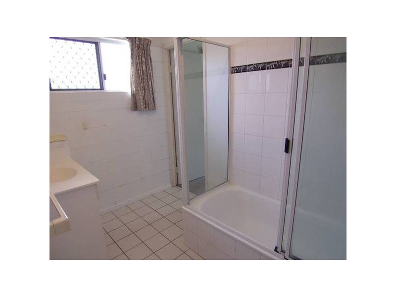 43 Chiquita Ave., Rasmussen QLD 4815