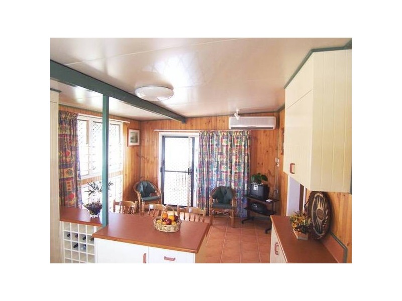 45 Hammett St., Currajong QLD 4812