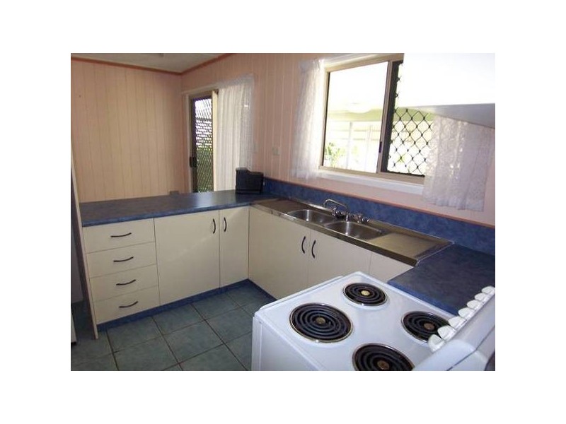 45 Hammett St., Currajong QLD 4812