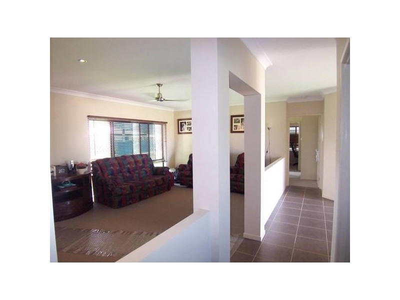 16 Bronco Court, Kelso QLD 4815