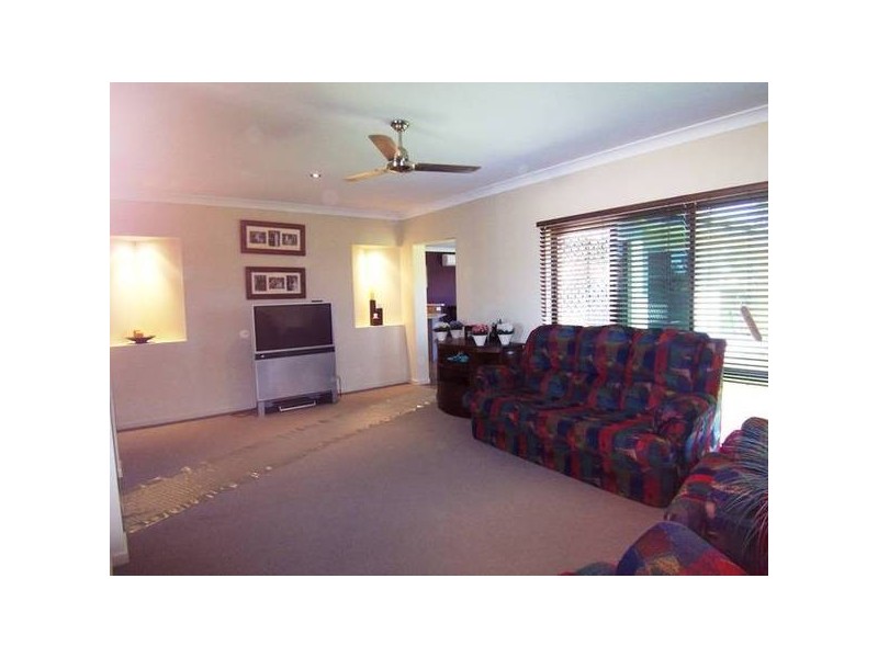 16 Bronco Court, Kelso QLD 4815