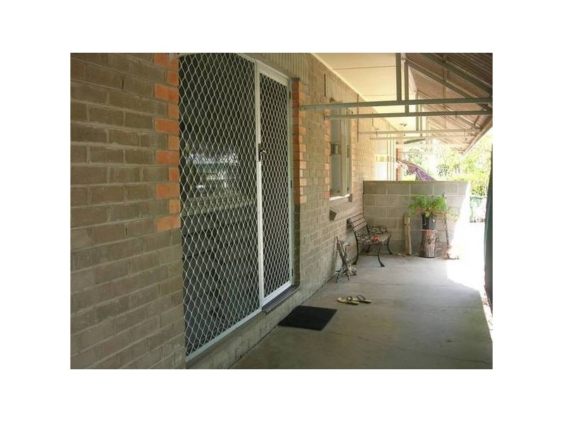 48 Camp St., Mundingburra QLD 4812