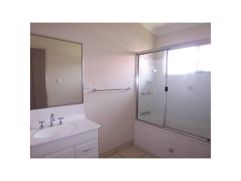 12 Elton Drive, Kelso QLD 4815