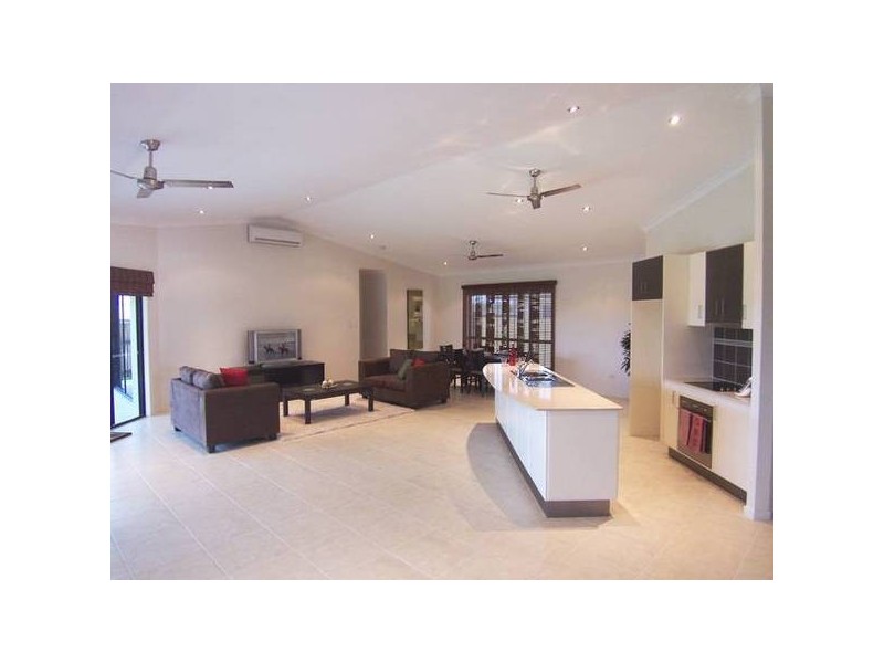 44 Sandplover Cct. Kalynda Chase, Kirwan QLD 4817