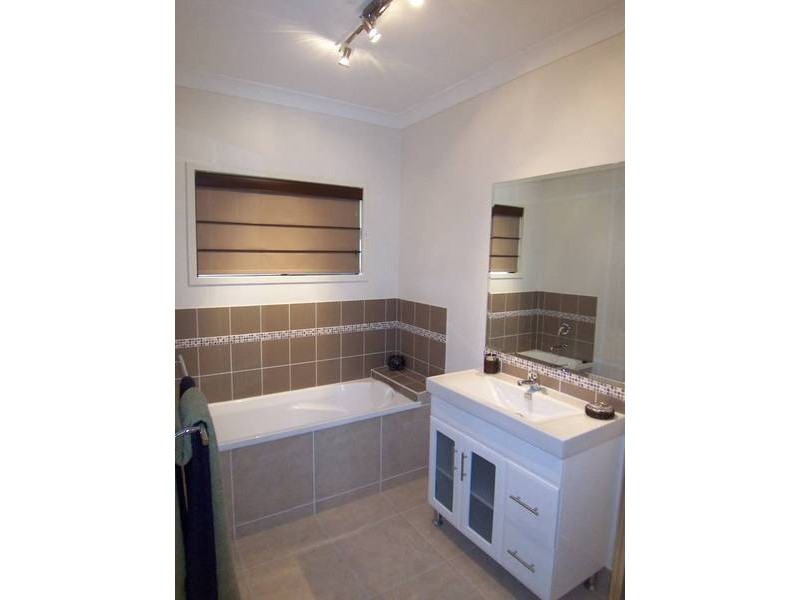 44 Sandplover Cct. Kalynda Chase, Kirwan QLD 4817