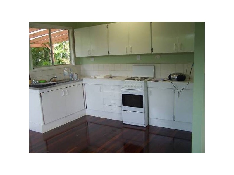 1386 Riverway Dve., Kelso QLD 4815