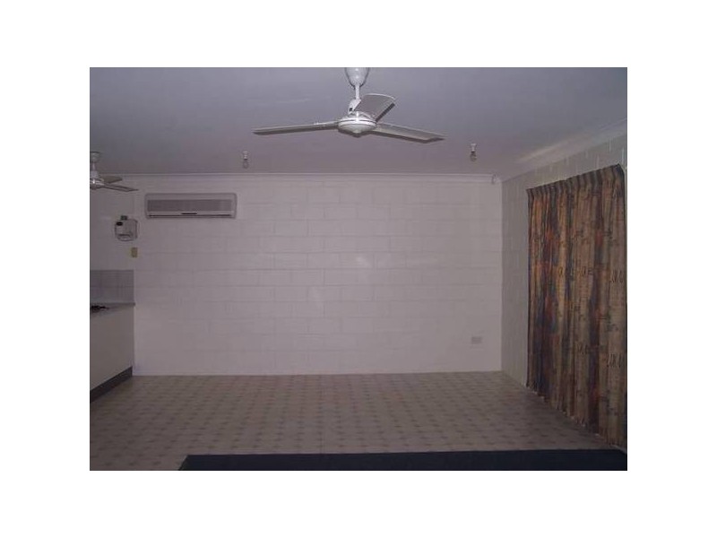 31 Wayne St., Kelso QLD 4815