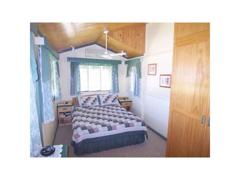 45. Hammett St., Currajong QLD 4812