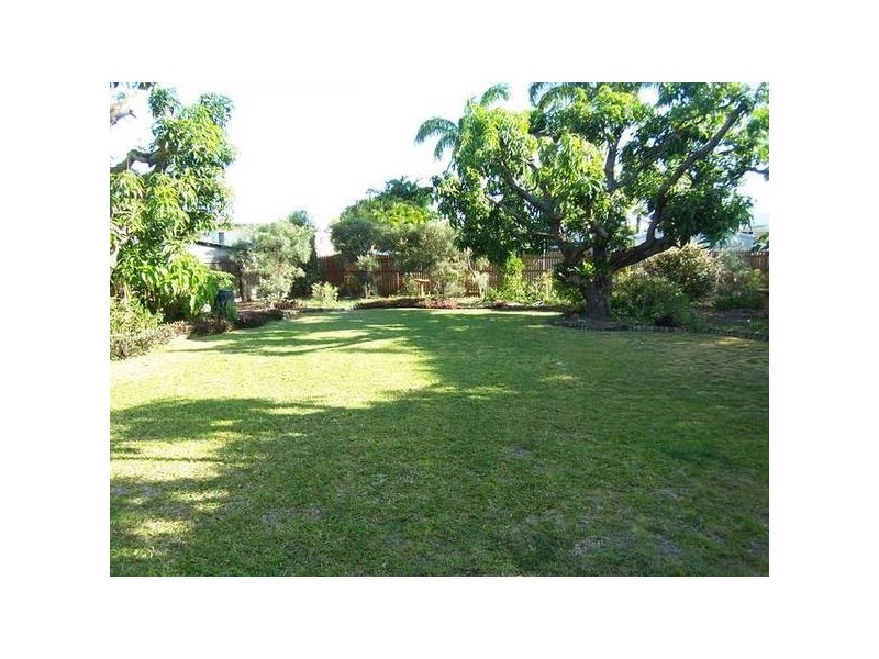 18 Hammett, Currajong QLD 4812