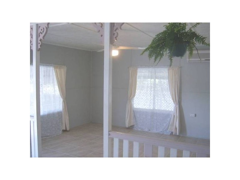 6 Miles Ave., Kelso QLD 4815